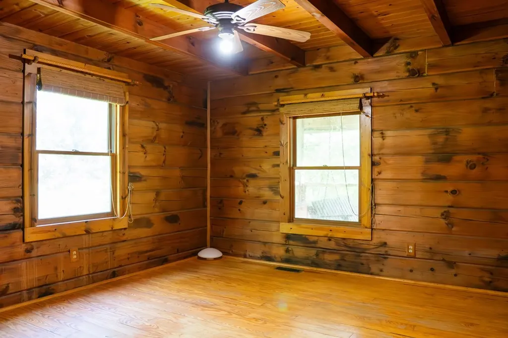 2359 E Gooseneck Road Sparta TN 38583