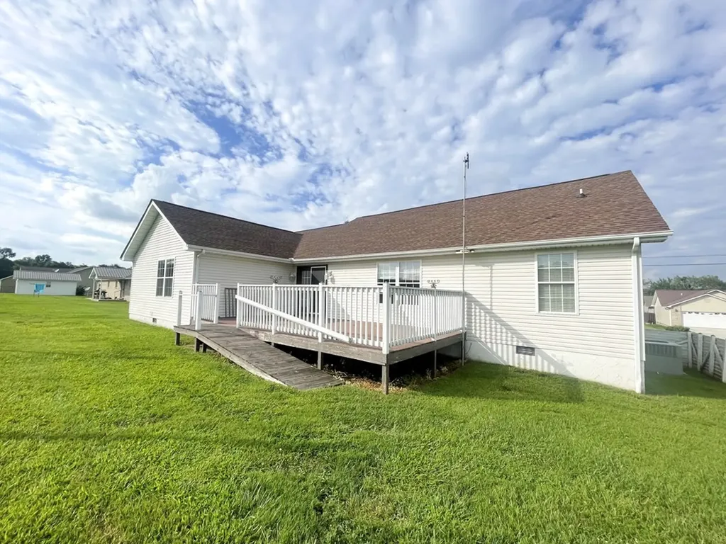 299 Jesse Loop Crossville TN 38555