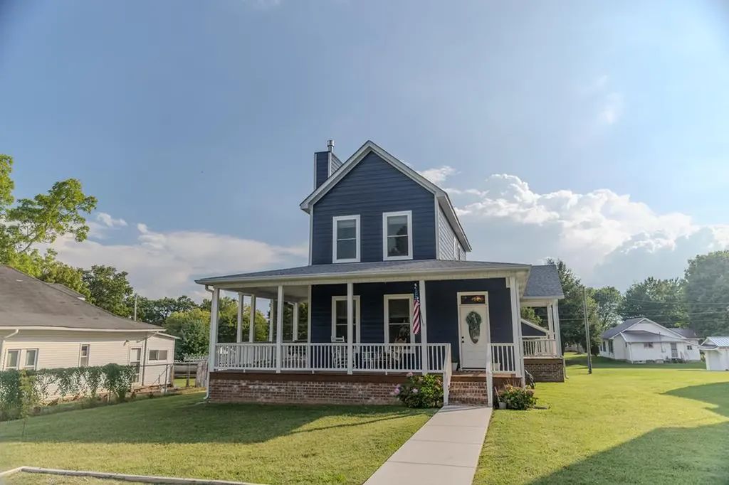 303 West Cleveland Avenue Monterey TN 38574