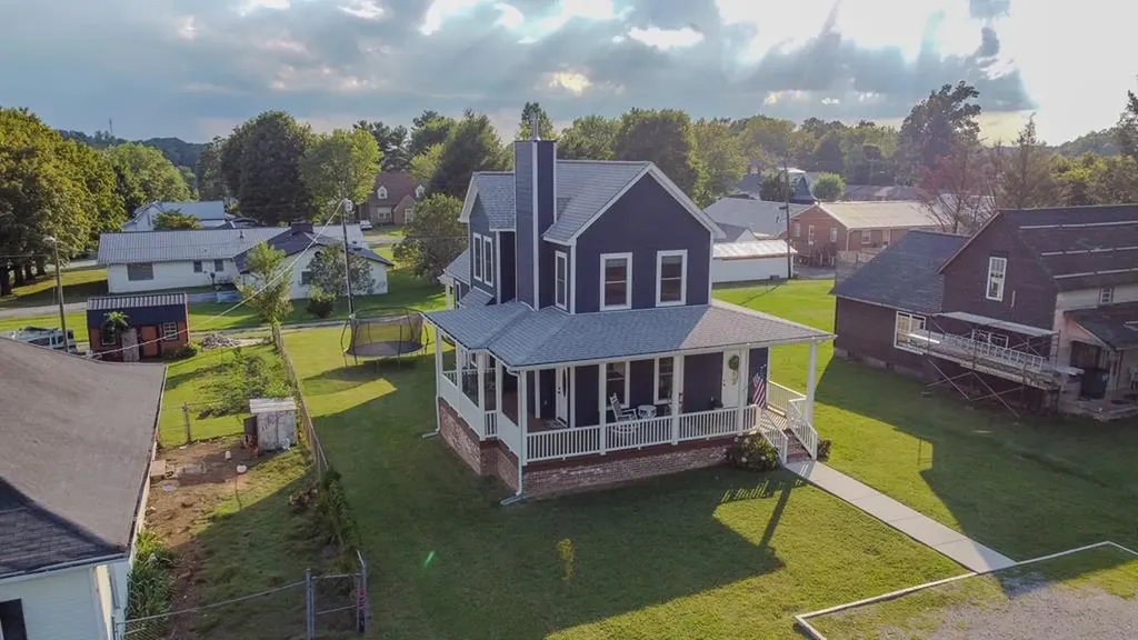 303 West Cleveland Avenue Monterey TN 38574