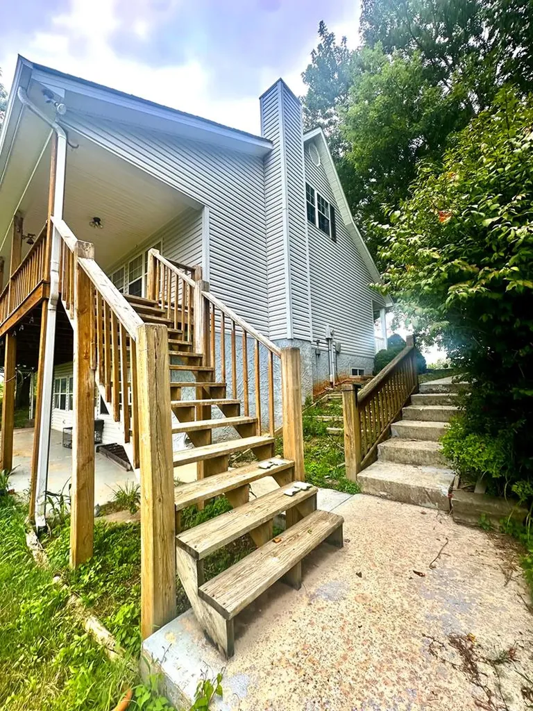 14 Alexander Lane Byrdstown TN 38549