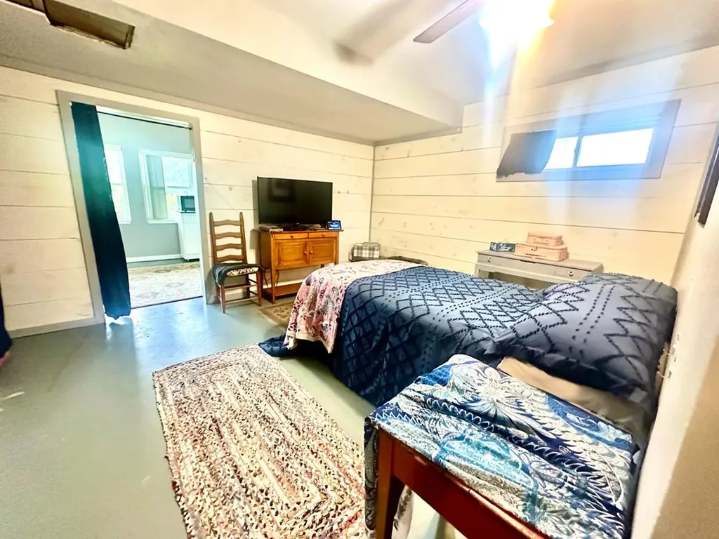 14 Alexander Lane Byrdstown TN 38549