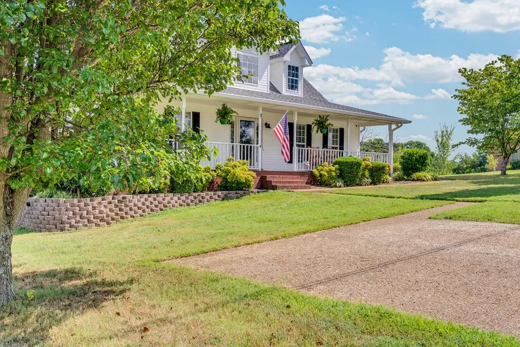 22 Fox Run Lane Carthage TN 37030