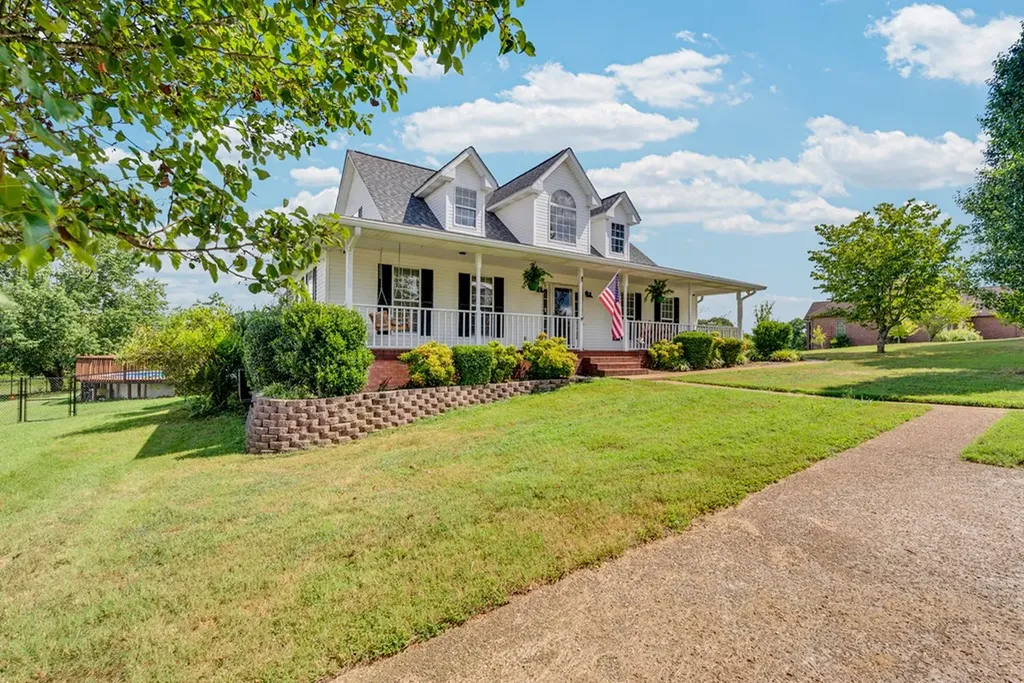 22 Fox Run Lane Carthage TN 37030