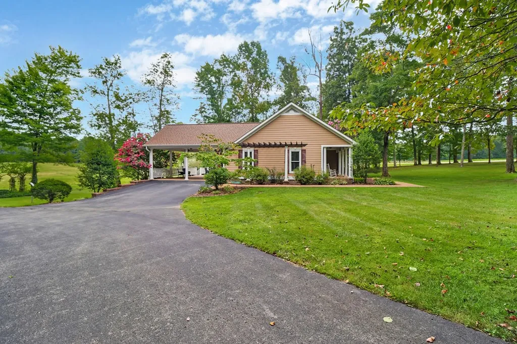 2471 Rugby Pike Jamestown TN 38556