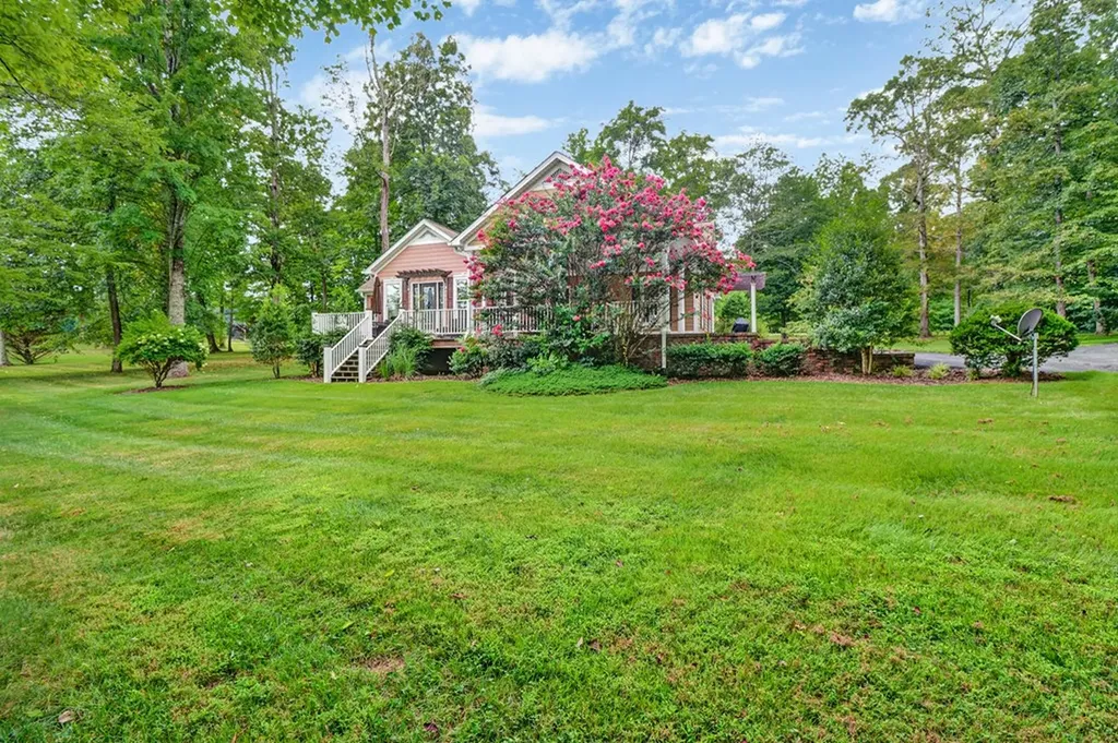 2471 Rugby Pike Jamestown TN 38556