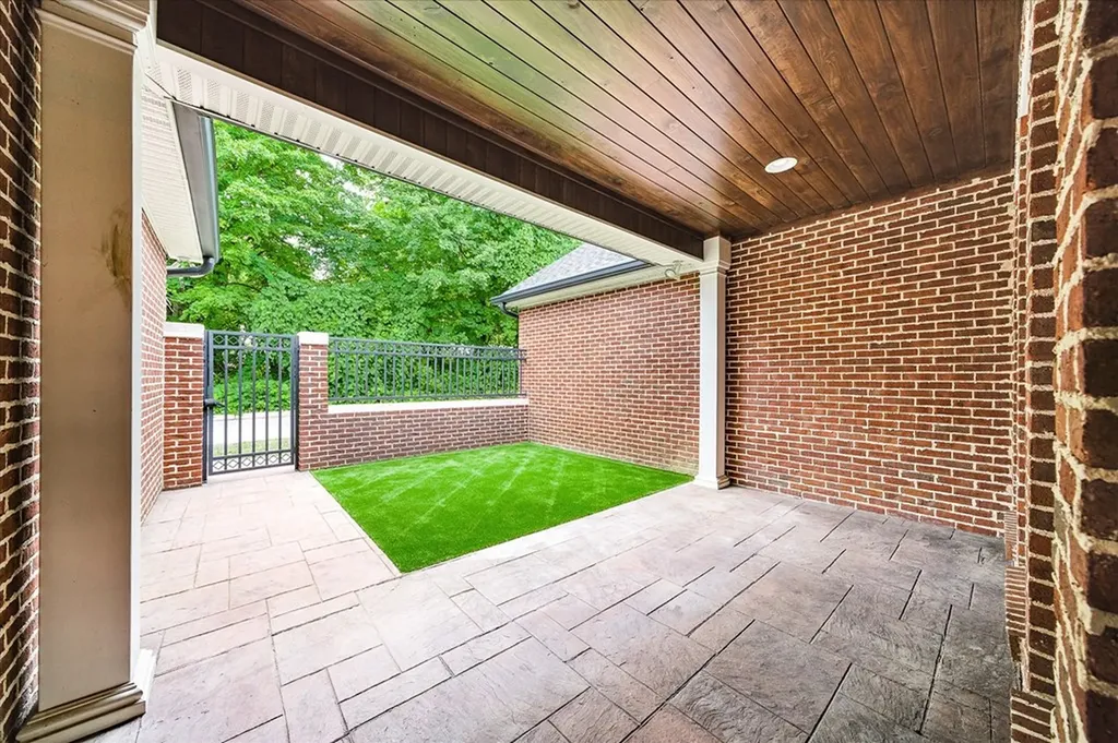 92 S Maple Avenue Cookeville TN 38501