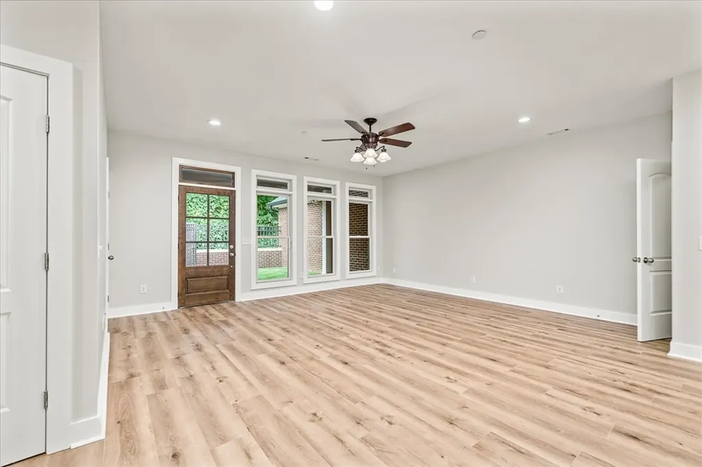 92 S Maple Avenue Cookeville TN 38501