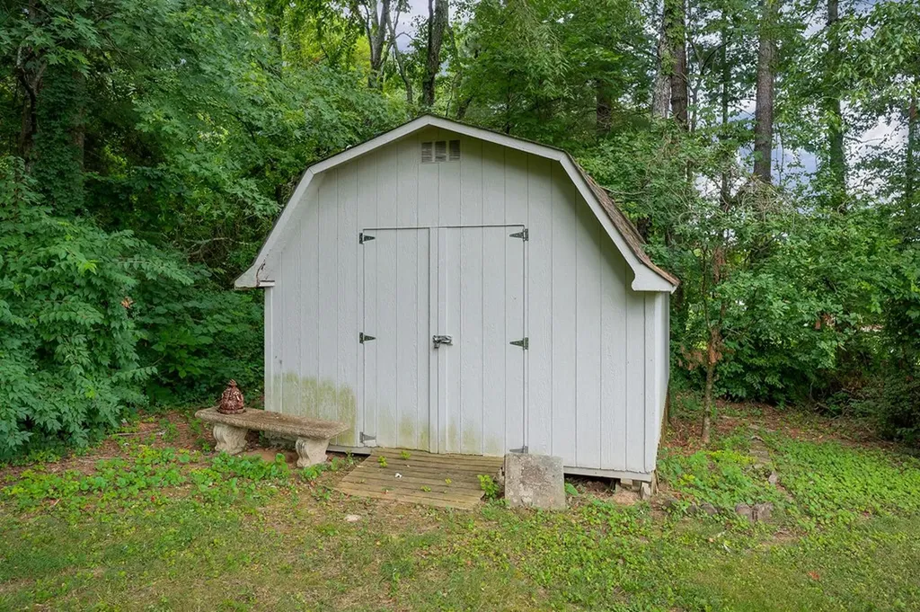 1411 Bunker Hill Road Cookeville TN 38506