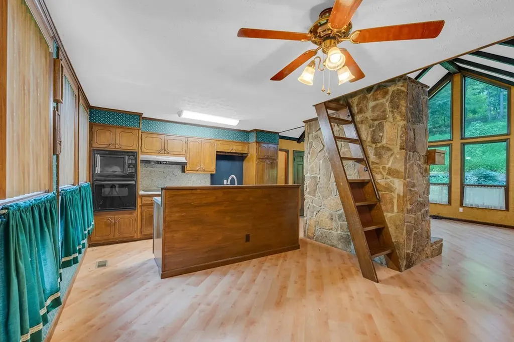 629 Julia Drive Cookeville TN 38506