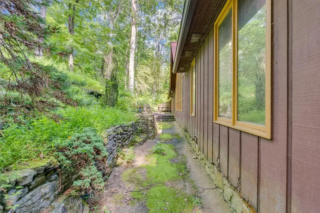 629 Julia Drive Cookeville TN 38506