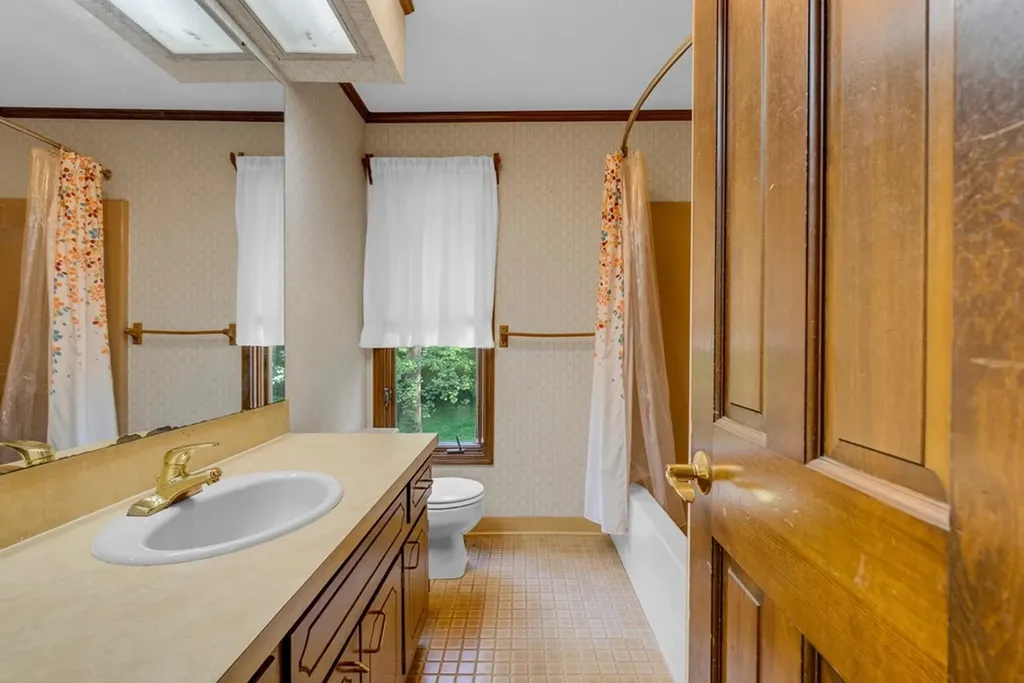 629 Julia Drive Cookeville TN 38506