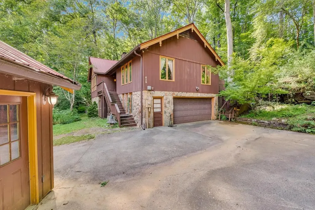 629 Julia Drive Cookeville TN 38506