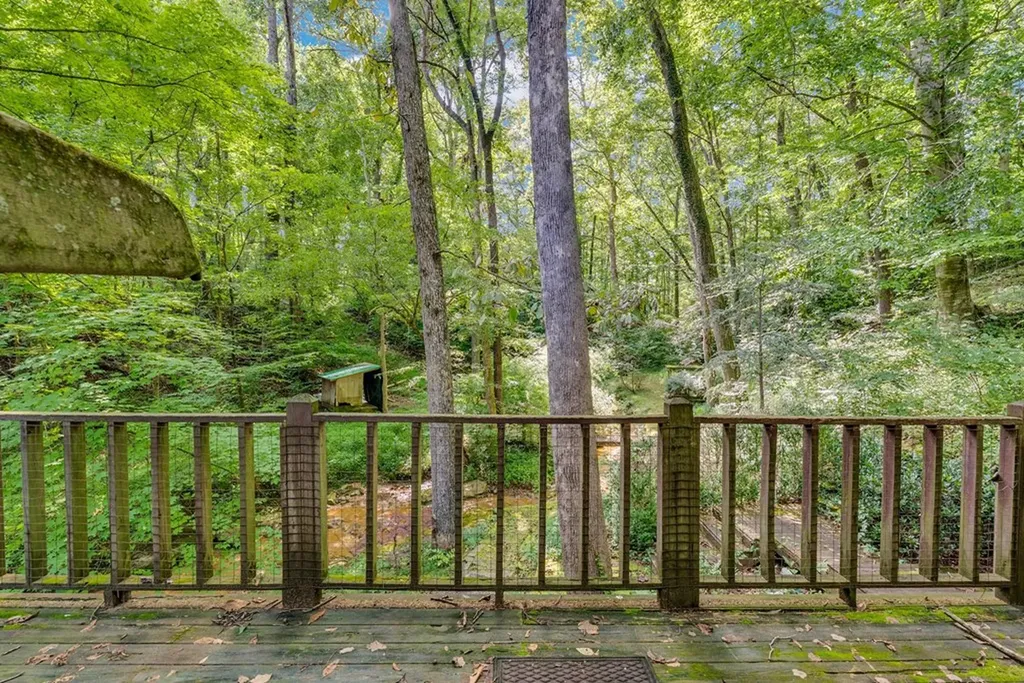 629 Julia Drive Cookeville TN 38506