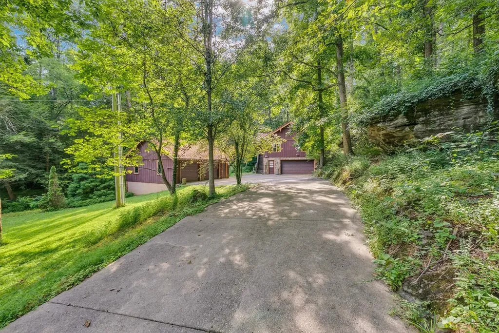 629 Julia Drive Cookeville TN 38506