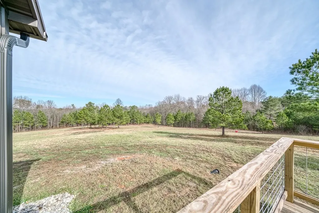 1133 Thoroughbred Lane Jamestown TN 38556