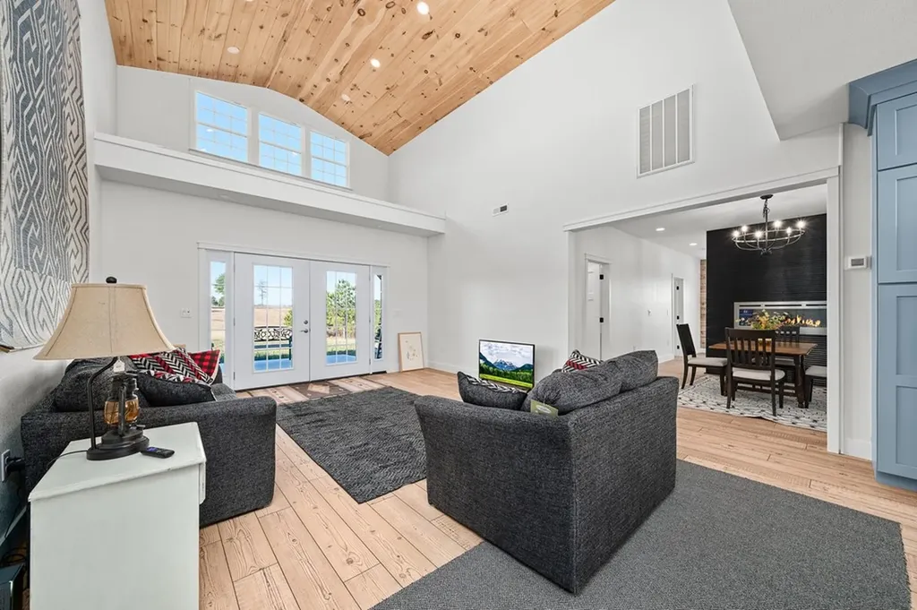 1133 Thoroughbred Lane Jamestown TN 38556