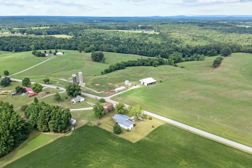 1619 Willow Grove Highway Monroe TN 38573