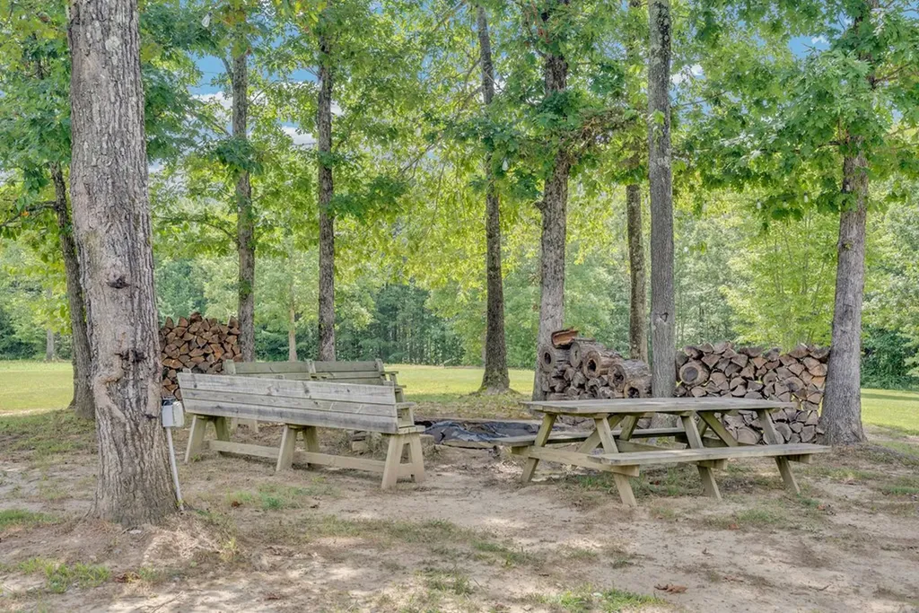 150 Soak Creek Lane Grandview TN 37337