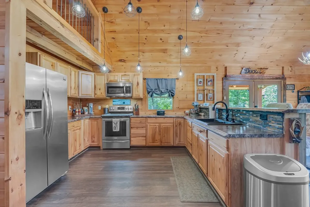 150 Soak Creek Lane Grandview TN 37337