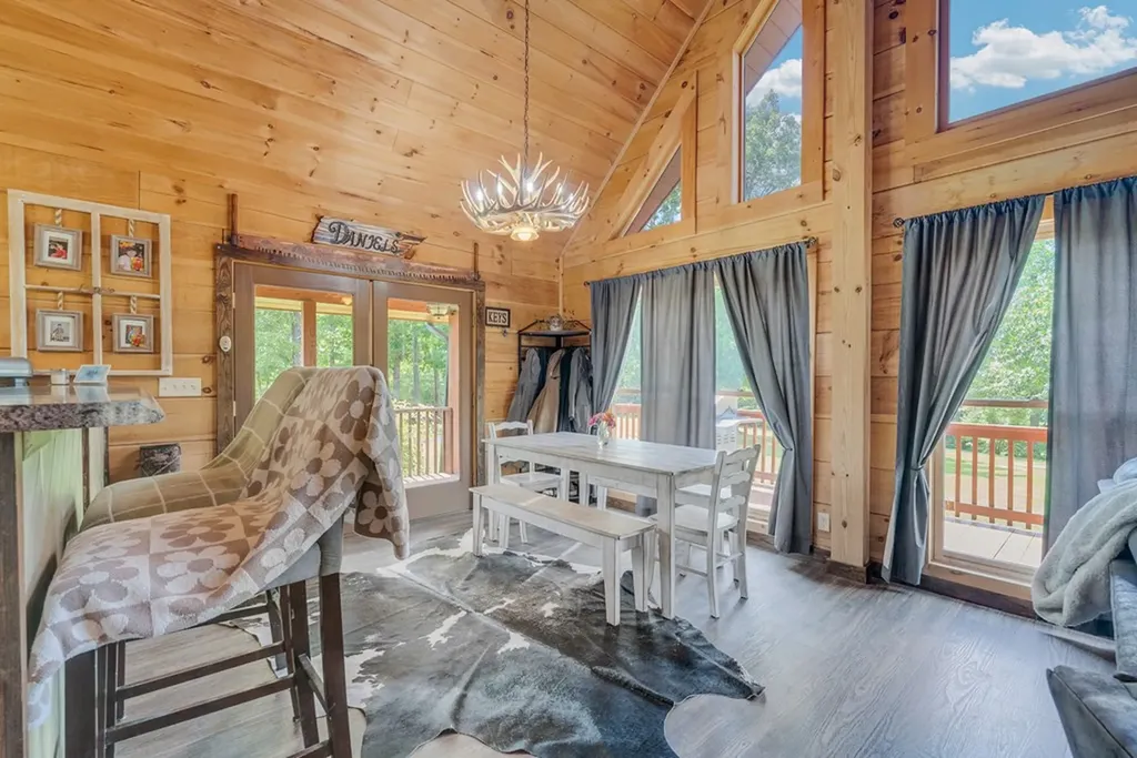 150 Soak Creek Lane Grandview TN 37337