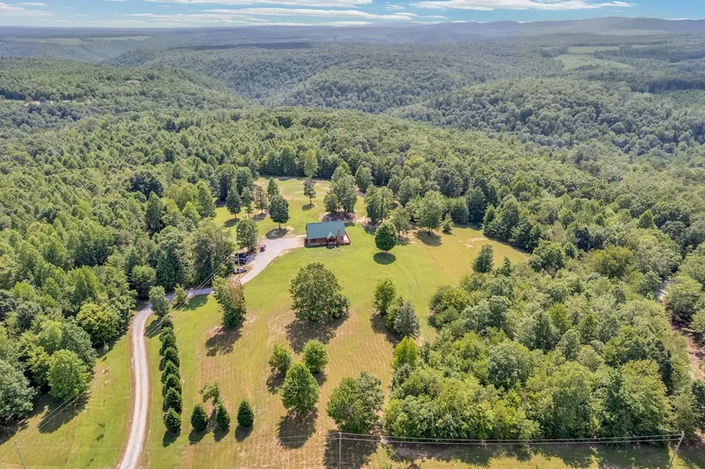 150 Soak Creek Lane Grandview TN 37337