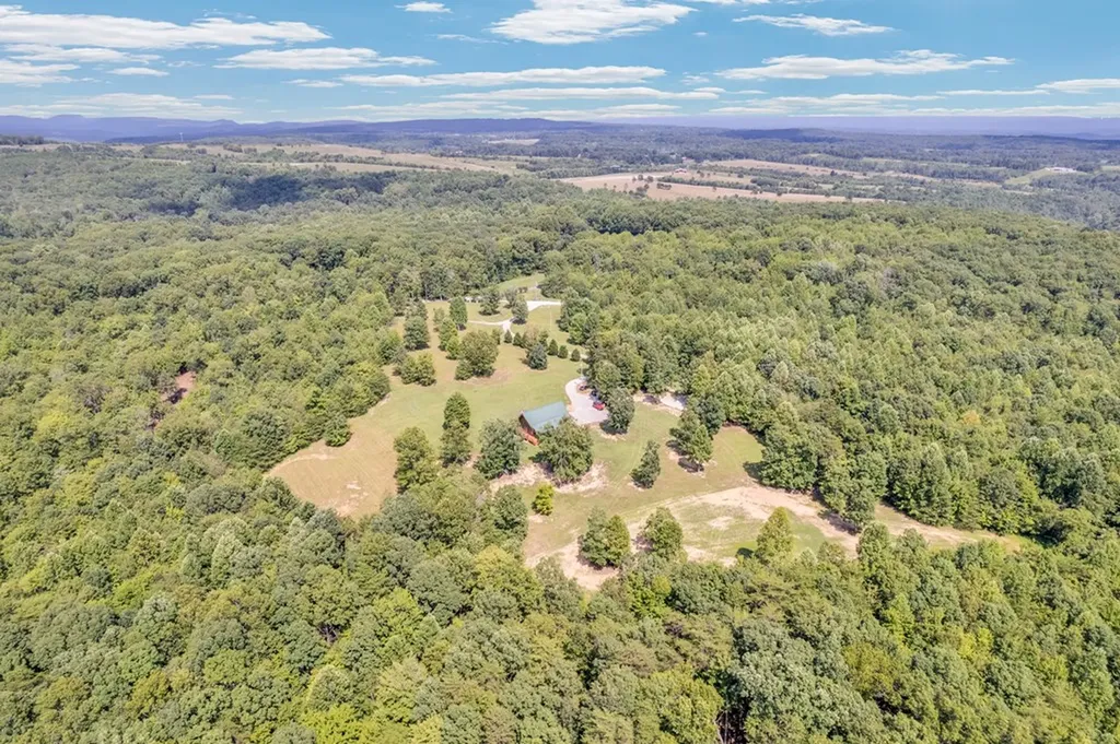150 Soak Creek Lane Grandview TN 37337