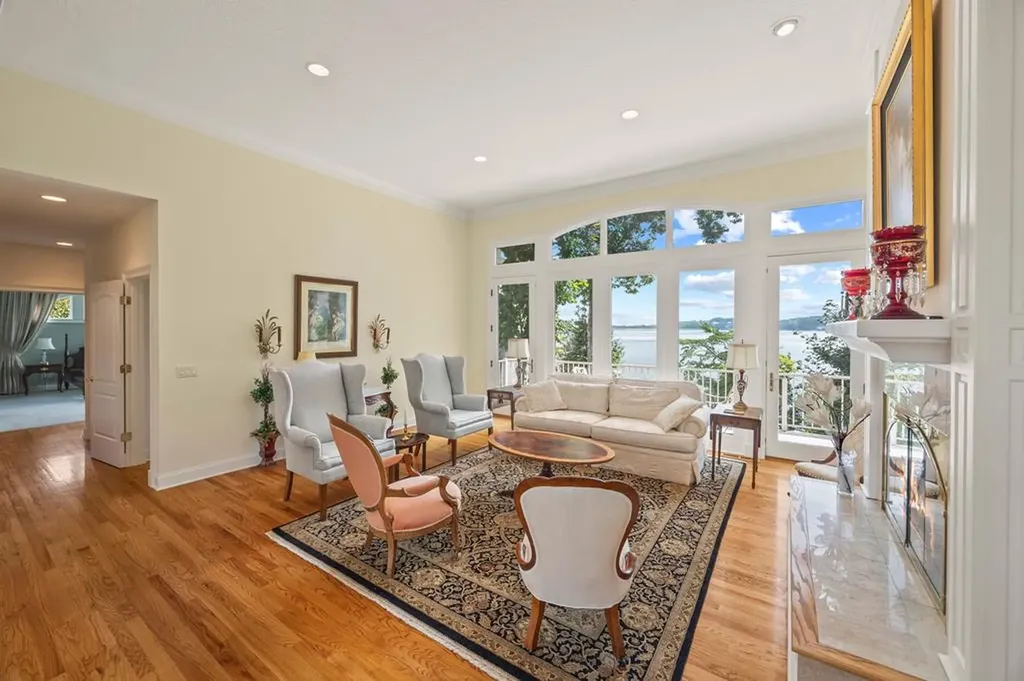 31 Markham Terrace Crossville TN 38558