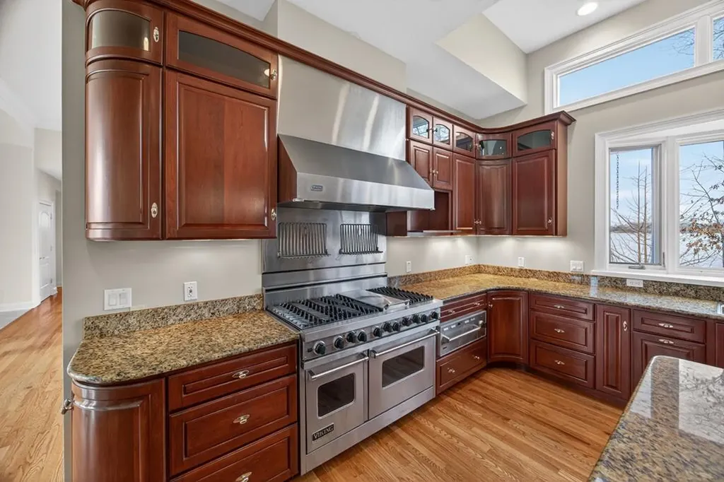 31 Markham Terrace Crossville TN 38558