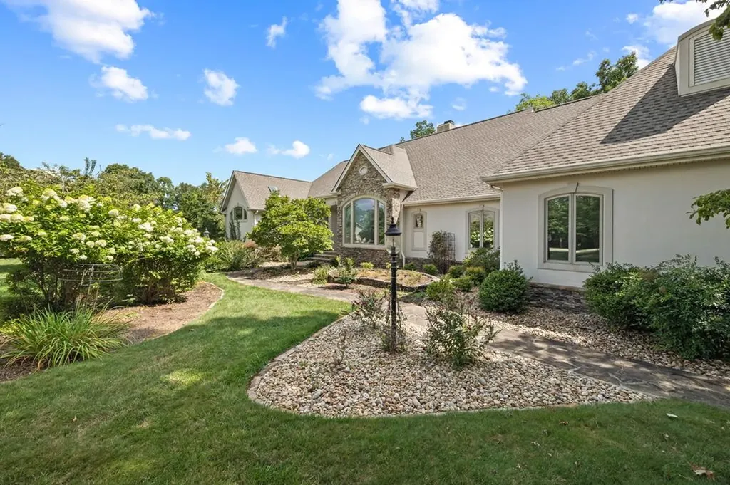 31 Markham Terrace Crossville TN 38558