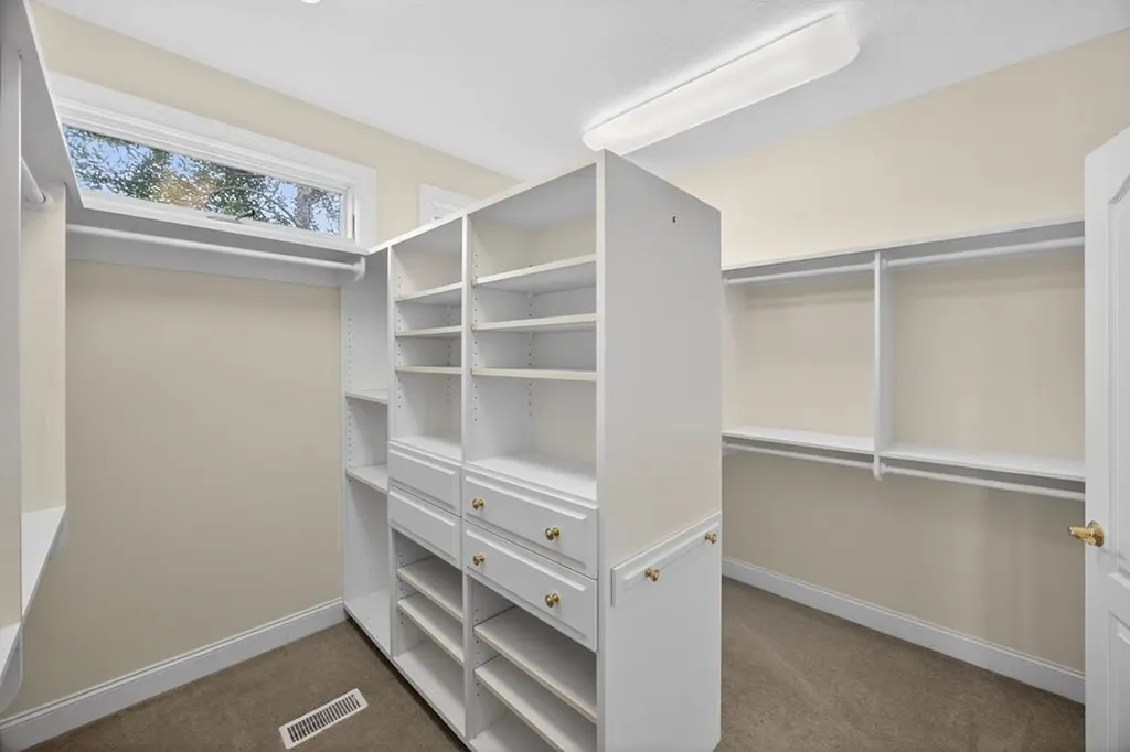 31 Markham Terrace Crossville TN 38558