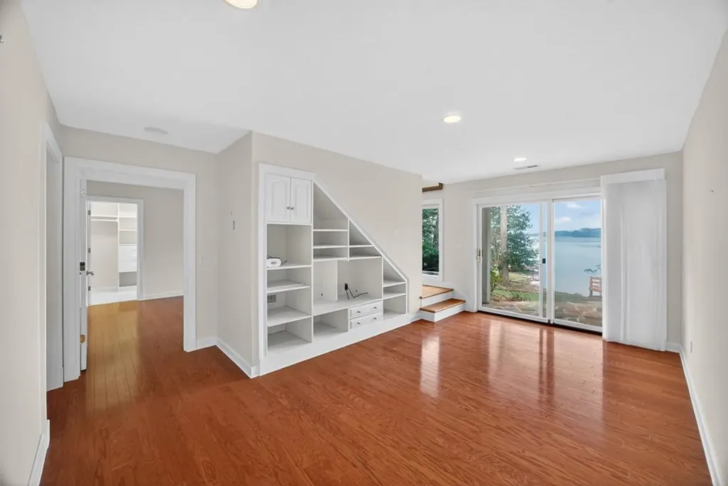 31 Markham Terrace Crossville TN 38558