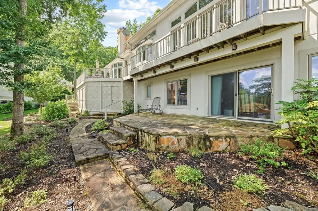 31 Markham Terrace Crossville TN 38558