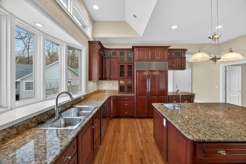 31 Markham Terrace Crossville TN 38558