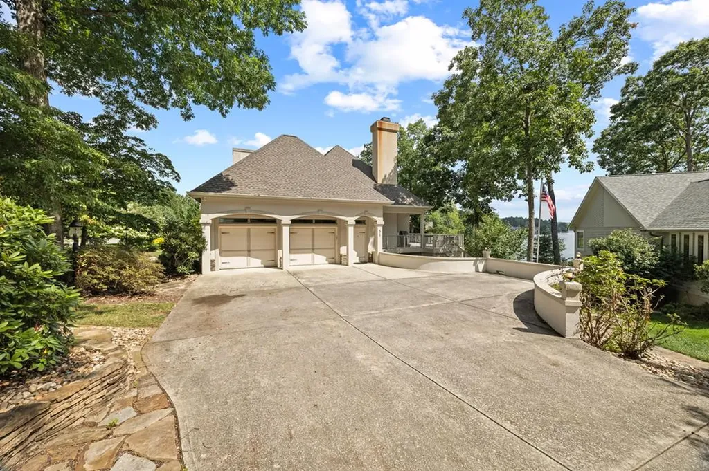 31 Markham Terrace Crossville TN 38558