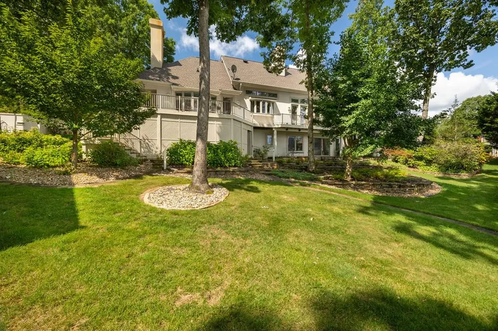 31 Markham Terrace Crossville TN 38558