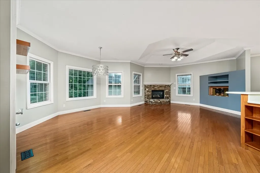 172 Sandpiper Loop Crossville TN 38555