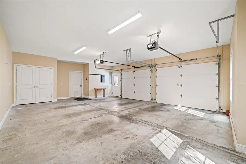 172 Sandpiper Loop Crossville TN 38555