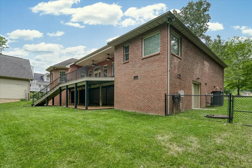 172 Sandpiper Loop Crossville TN 38555