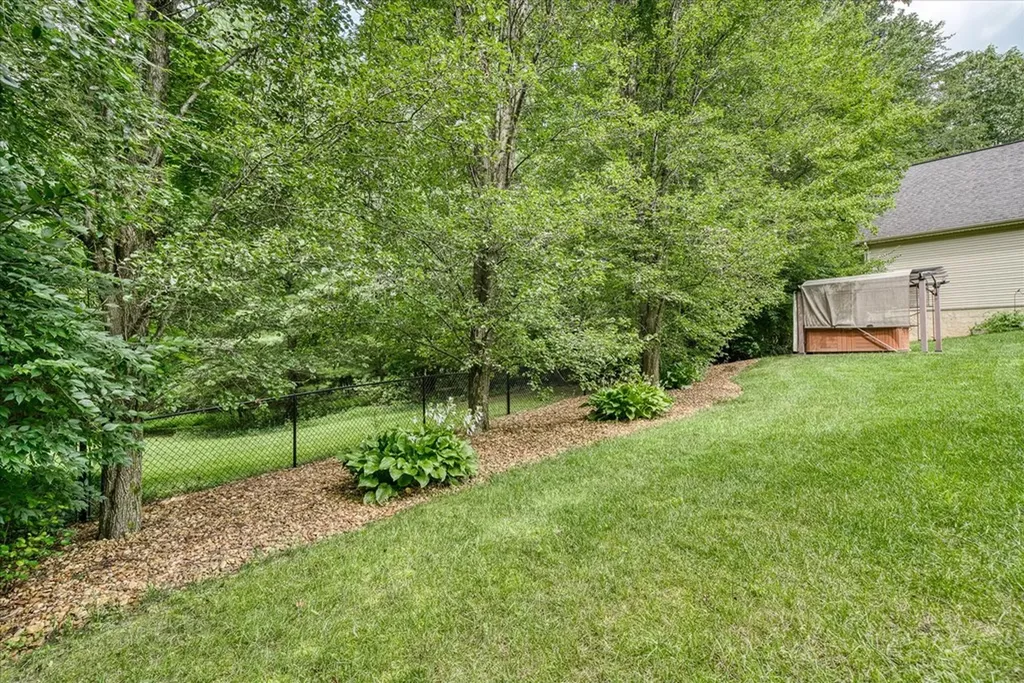 172 Sandpiper Loop Crossville TN 38555