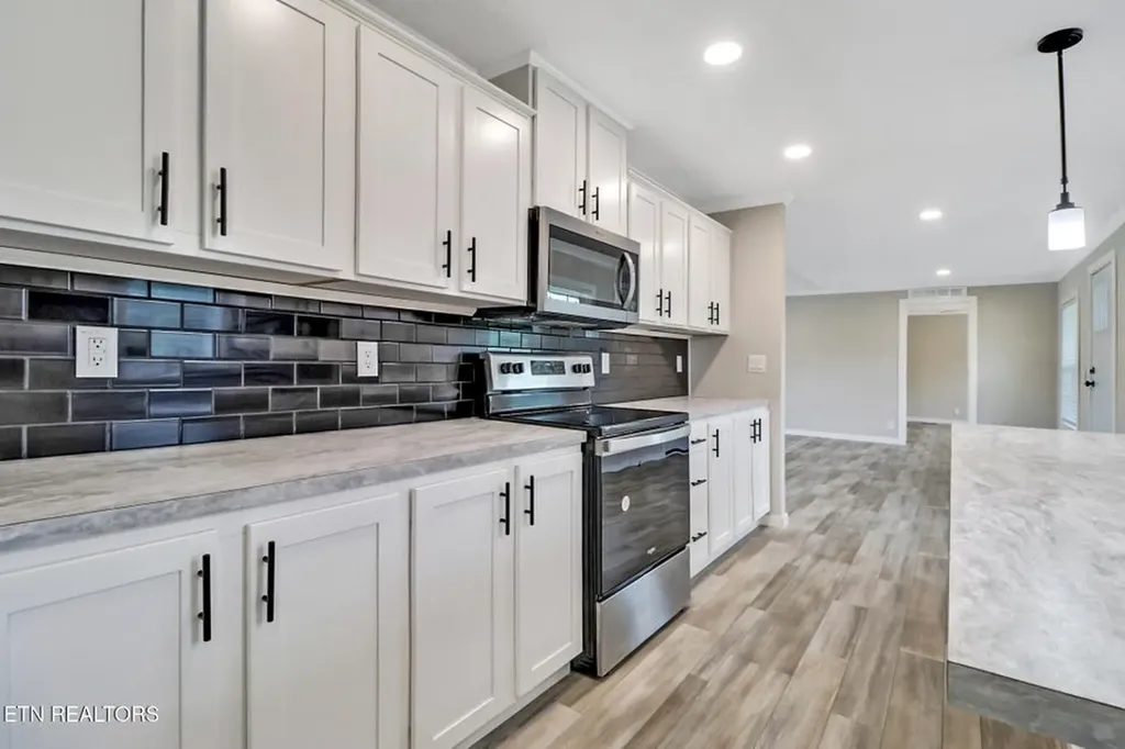 420 Southern Lane Oneida TN 37841