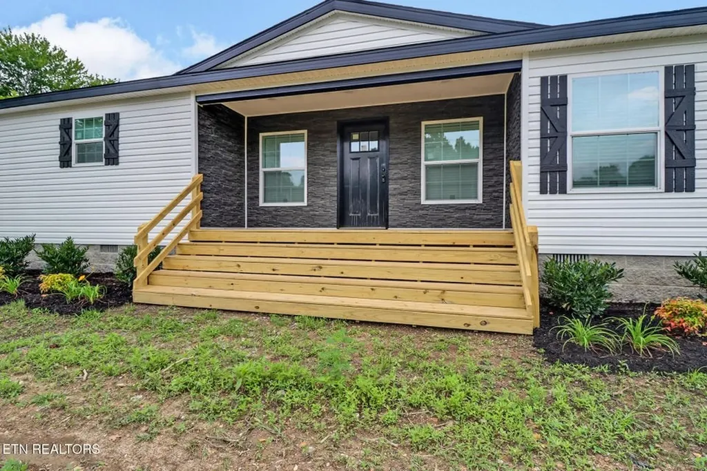 420 Southern Lane Oneida TN 37841