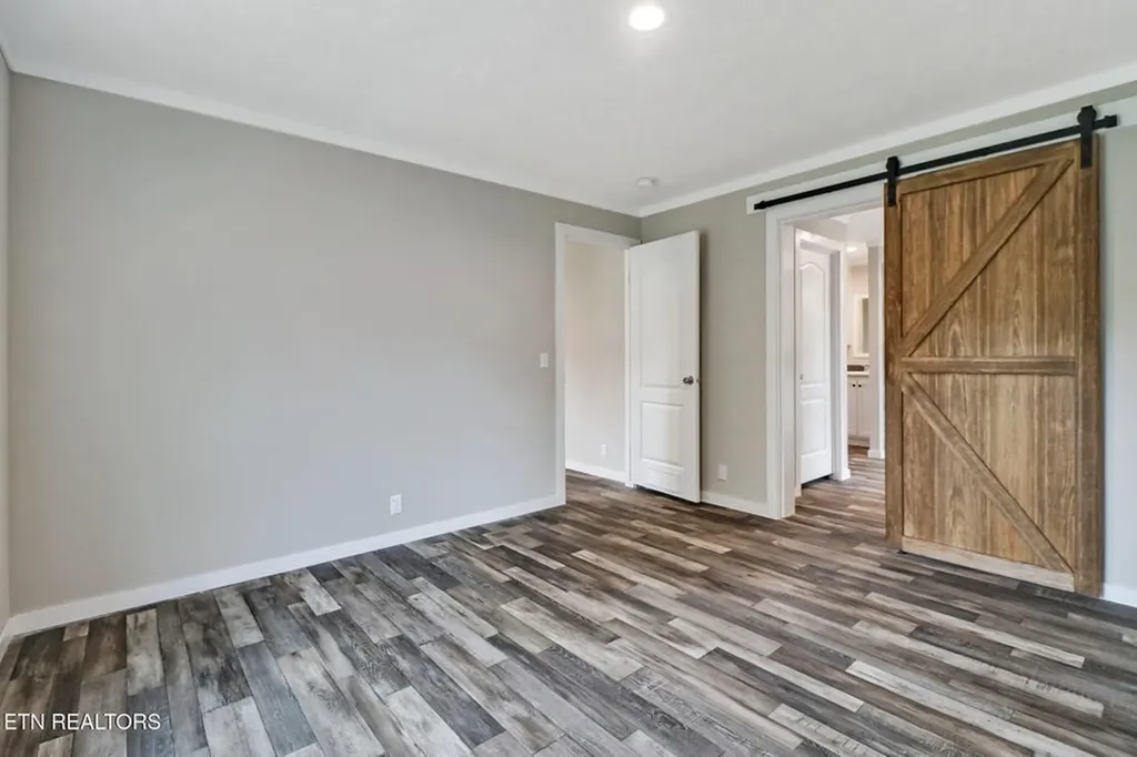 126 Pullman Lane Oneida TN 37841