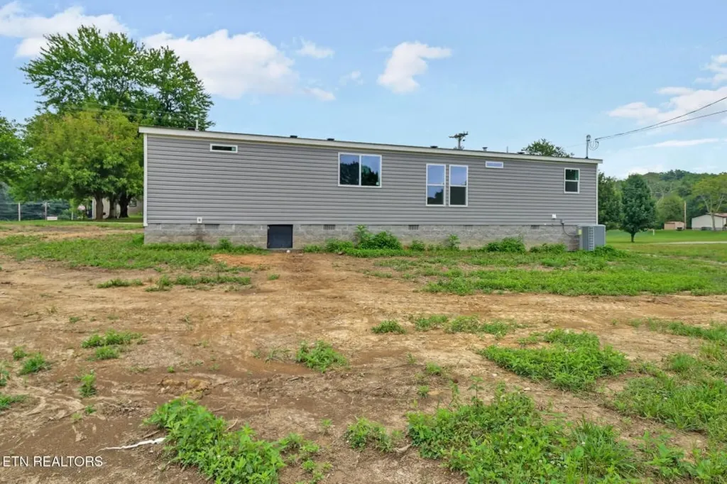 126 Pullman Lane Oneida TN 37841