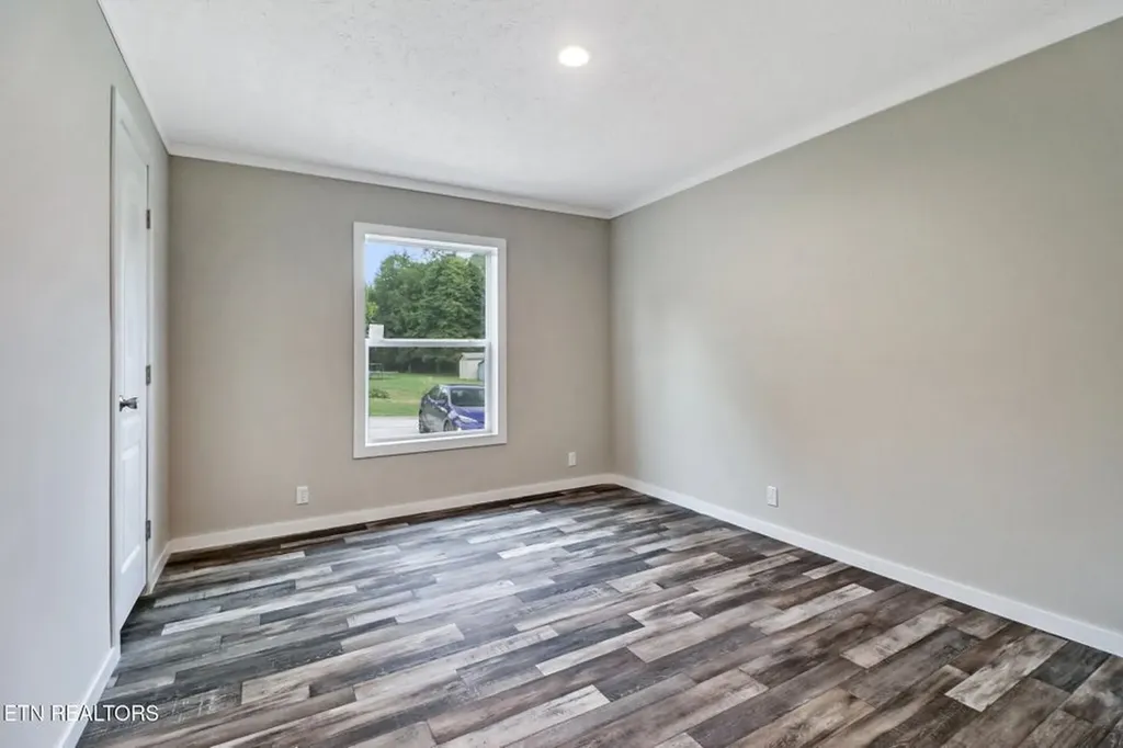 126 Pullman Lane Oneida TN 37841