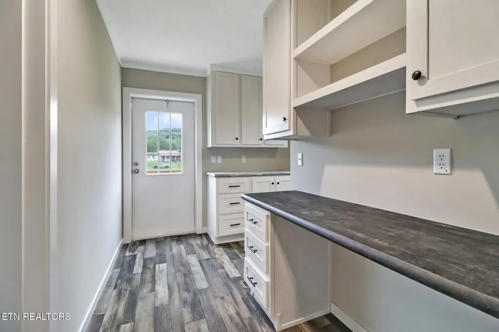 126 Pullman Lane Oneida TN 37841