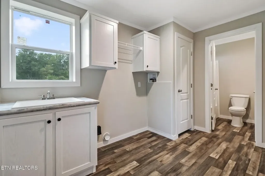 126 Pullman Lane Oneida TN 37841