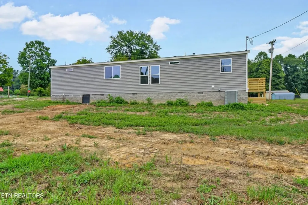 126 Pullman Lane Oneida TN 37841