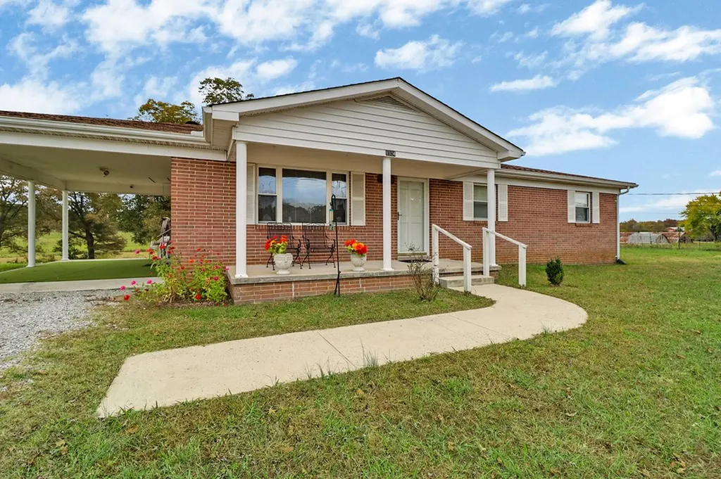 8324 Smithville Highway Mcminnville TN 37110