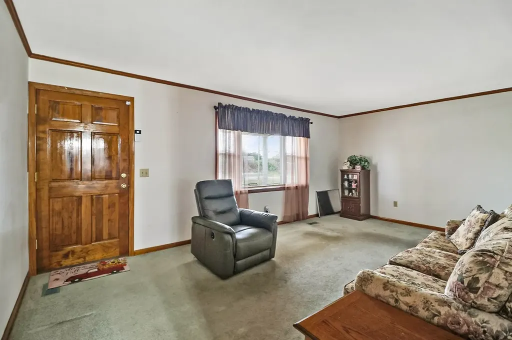 8324 Smithville Highway Mcminnville TN 37110